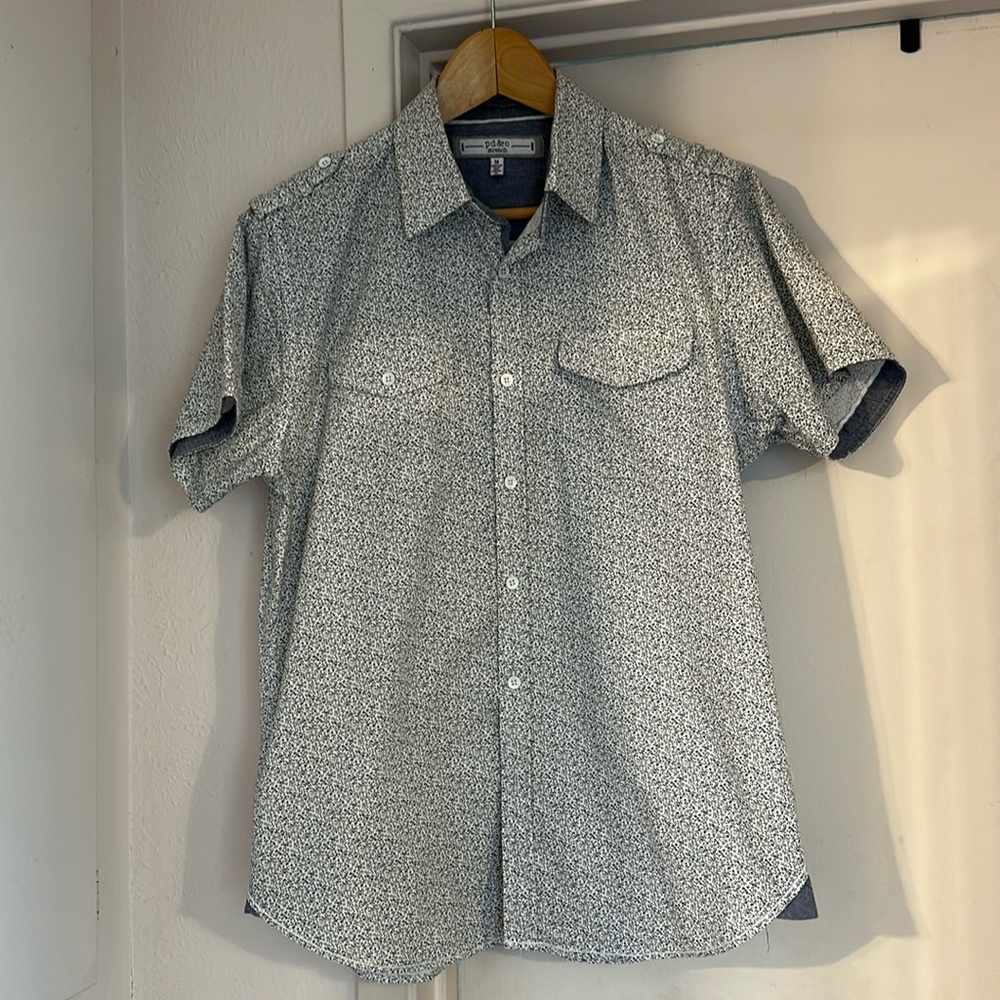 Men’s casual button down